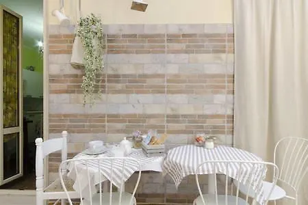 Del Castello Bed & Breakfast 3*