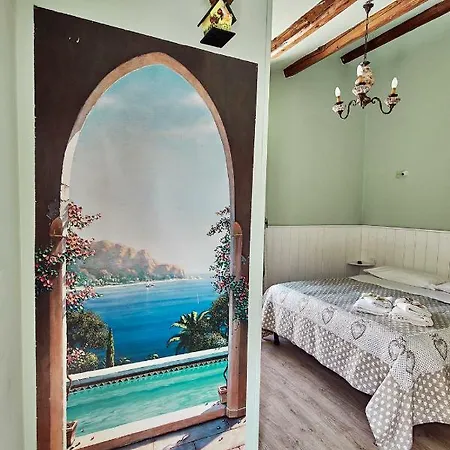 Del Castello Bed & Breakfast